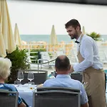 Hotel Bristol