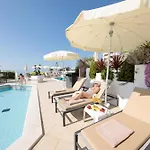 Hotel Bristol